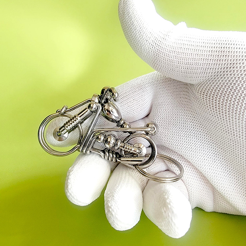 Exquisite Creative Handamde Wire Wrap Harley Motorcycle Keychain